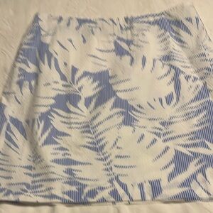 Talbots beautiful cotton skirt in light blue and white fully lined size 12